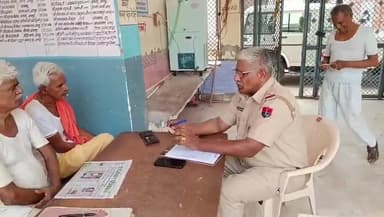 जिला पुलिस अधीक्षक जैसलमेर अभिषेक शिवहरे के निर्देशन में, आगामी रामदेवरा मेला को मध्यनजर रखते हुए व्यापक स्तर पर अभियान चलाया जाकर की जा रही हैं होटल चैकिंग, दिए विशेष दिशा निर्देश