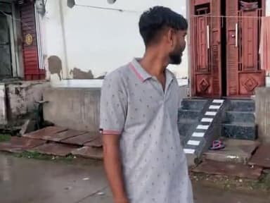 baran shiv colony मैं दे रहा है पानी ऐसे ही पानी आता रहा तो बहुत खराब हालत हो जाएगी बाहर आएगा#बारां