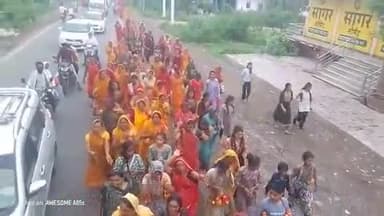 कल ग्राम नांदिया से महिला मंडल की कावड़ यात्रा डीजे की गाड़ी के साथ निकाली गई इसमें बहुत आनंद वर्षा पिछले 5 वर्षों