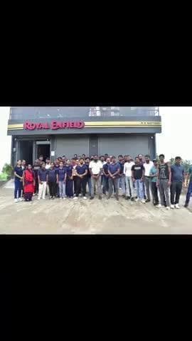 टीम आरके मोटर्स रॉयल एनफील्ड नेपाल टूर कामख्या मंदिर
#royalenfield #rkmotors #Maharajganj #nepal #butwal #khamkhayatemple🙏 #explore #team #dealerroyalenfield #bollywood #motivation #nature #tour