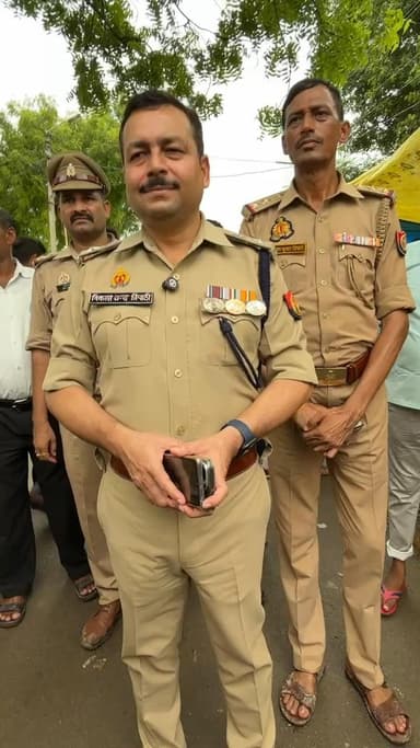 विषहरण श्री खागल देव नाग मन्दिर कुसुम्भा बाराबंकी
#barabanki #viral #barabankiupdates #viralpost #bbk #followformore