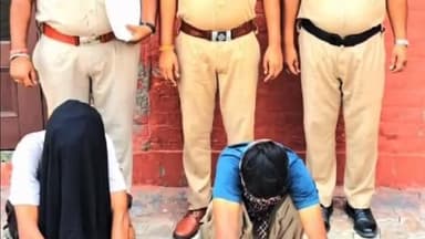 पेहोवा: पਿਹੋवा: गुमथला गढ़ु अनाज मंडी से ट्रैक्टर-ट्रॉली चोरी करने के 2 आरोपी गिरफ्तार, चोरी की ट्रैक्टर-ट्रॉली बरामद