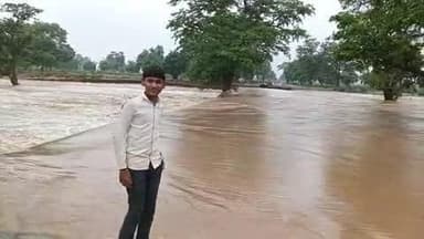 कंसल: बरसाती नदी उपन पर होने की दशा में परिवहन जनों को हो रही है परेशानी