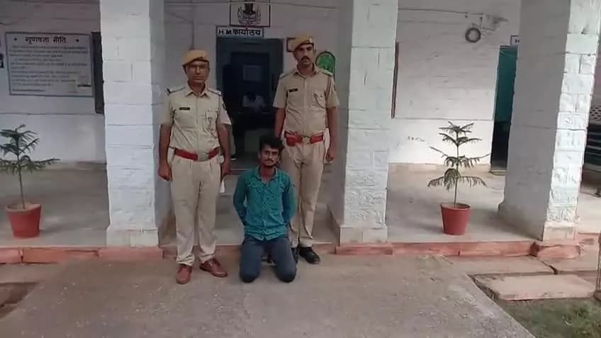 जिला पुलिस अधीक्षक जैसलमेर सुधीर चौधरी के निर्देशन में, पुलिस थाना पोकरण द्वारा त्वरित कार्यवाही कर ऑपरेशन खुलासा के तहत केबल चोरी की वारदात का खुलासा कर मुल्जिम को किया गिरफ्तार, प्रकरण में चोरी गई केबल बरामद, विस्तृत अनुसंधान जारी
