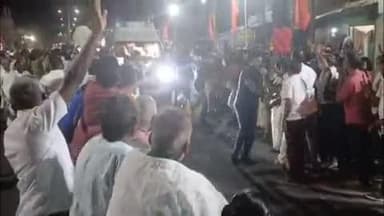 உடுமலைபேட்டை: உடுமலைப்பேட்டை வந்த தமிழக முதல்வருக்கு வழி நெடுகிலும் கட்சியினர் மற்றும் பொதுமக்கள் உற்சாக வரவேற்பு