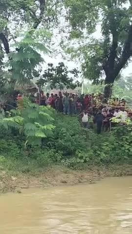 बारहट . khiddi के गहरा नदी एक बड़ा हादसा 10 वर्ष बच्चे की मौत #बारहट थाना
#new #braking