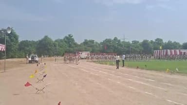 फतेहाबाद। पुलिस लाइन में स्वतन्त्रता दिवस की फुल ड्रेस फाइनल रिहर्सल में शानदार मार्च पास्ट