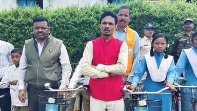 ##शासकीय उच्चतर माध्यमिक विद्यालय गोपालपुर में भारतीय जनता पार्टी कार्यकर्ताओं के उपस्थिति में साइकल वितरण किया गया,,,