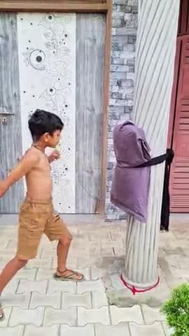 DREAM OF INDIA 🇮🇳
सपने टूट गए
#funny #viral #comedy #explore #instagram #dream #fighter #virelvideo