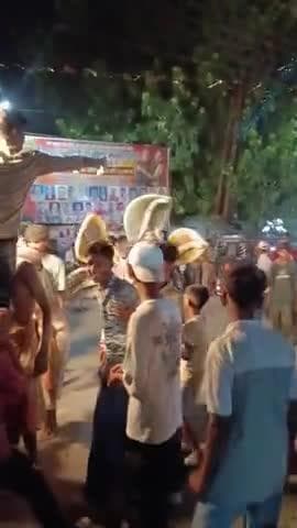 ichha me Janmashtami banane ke liye raili show nikaali gai
🪘🇮🇳 har har Mahadev