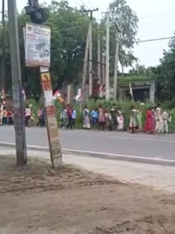 15 अगस्त पर कैलाशनगर के प्राइमरी स्कूल के बच्चों का प्रोग्राम.