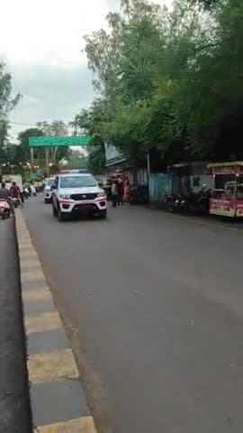 डायल 112 व्हीकल फ्लैग ऑफ गुना #गुना #Guna
#police #dial112 #vehicle @guna3970