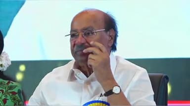 வானூர்: 'பாமக நிறுவனர் மற்றும் தலைவராக டாக்டர் ராமதாஸ் தொடர்வார்' பட்டானூரில் அங்கீகரித்து தீர்மானம் நிறைவேற்றம்