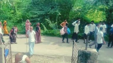 #कनकुआ से पैदल #चित्रकूट जा रहे भक्तों की यात्रा