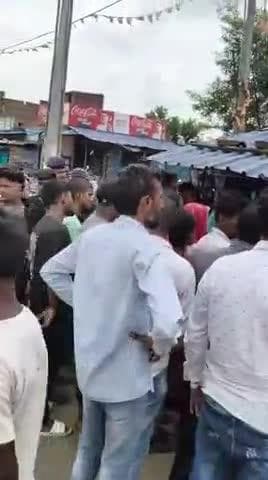 तेतरौन पंचायत के अंबाडिह गांव बिजली समस्या से 10दिन जुझ रही है ग्रामीण वर्ग पिछड़ा आयोग के अध्यक्ष जानकी यादव से मिले##