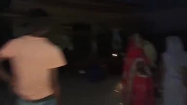 Deoraj nagar ki yuriya dap ke liye umdi bhid adhika log bote hai date 15.+18+ token Dene ke bad 18 ko bol rahen nighTak