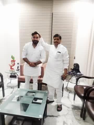 #मिशन_2027, 
#136_ददरौल_विधानसभा_शाहजहांपुर
 हमारी शान हमारी पहचान हमारा स्वाभिमान सब कुछ आप से है। आपका आशीर्वाद हमेशा से हमारे साथ बना रहा और आगे भी आपका आशीर्वाद हमारे साथ है तो दुनि