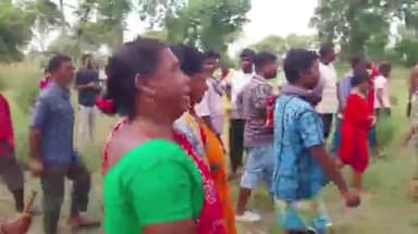 নবগ্রাম: নবগ্রামে পচা গলা মৃতদেহ উদ্ধার, চাঞ্চল্য এলাকায়