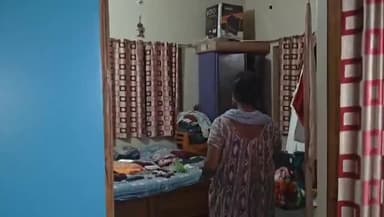 ଉତ୍ତରା ପୋଲିସ ଷ୍ଟେସନ: ବିଳମ୍ବିତ ରାତିରେ ଧଉଳି ଥାନା ଅଞ୍ଚଳରେ ସିରିଜ ଲୁଟ, ସିସିଟିଭି ଫୁଟେଜ ଆଧାରରେ ତଦନ୍ତ କରୁଛି ପୋଲିସ