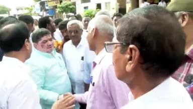 భీమదేవరపల్లి: మల్లారం గ్రామంలో పనుల జాతర-2025 కార్యక్రమంలో భాగంగా అంగన్వాడి భవనానికి శంకుస్థాపన చేసిన మంత్రి పొన్నం ప్రభాకర్