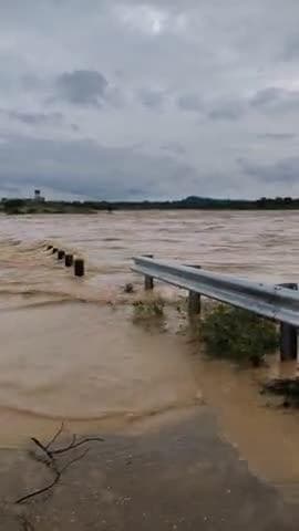 Tapkara Nadi ka jalstar badhta hua