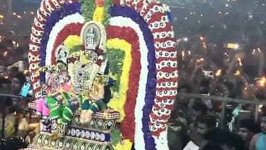 மேல்மலையனூர்: ஆவணி அமாவாசை ஊஞ்சல் உற்சவம் அங்காளம்மன் கோவிலில் கோலாகலமாக நடைபெற்றது, குவிந்த பக்தர்கள்