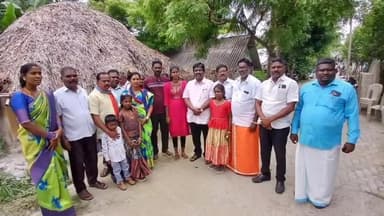 வானூர்: நீட் தேர்வி வெற்றி பெற்று MBBS படிக்க சேர்ந்த ஷீலாவை MP ரவிக்குமார் சந்தித்து வாழ்த்தினார்