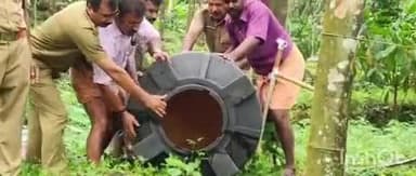 മല്ലപ്പള്ളി: ഓണം വിൽപനക്കായി സൂക്ഷിച്ച ചാരായവും കോടയും പിടികൂടി എക്സൈസ്, സംഭവം കോട്ടാങ്ങലിൽ