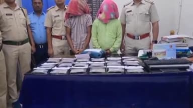 কালিয়াচক ১: ফের কোটি টাকার ব্রাউন সুগার উদ্ধার মালদায়, ছারকাটোল এলাকায় অভিযান চালিয়ে ব্রাউন সুগার সহ গ্রেপ্তার ২ যুবক