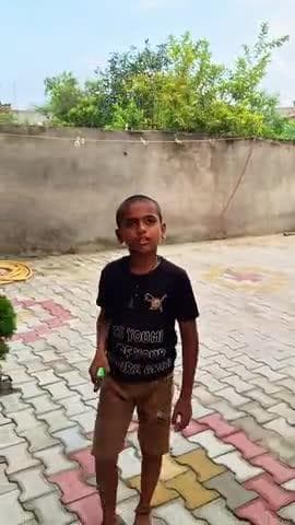 Wait for end comedy 😃
#viral #funny #comedy #explore #virelvideo #rudra_natik_comedy_club #biggboss #bijli