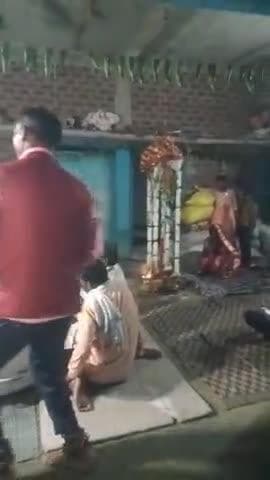 बोलेरा में भाभी सभी उपस्थित बांधों को फुलेरा की हार्दिक-हार्दिक शुभकामनाएं