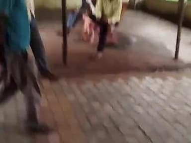 यह खंडार हॉस्पिटल का नजारा है ना कोई पर्ची अकाउंट पर है ना ही डॉक्टर टाइम पर नहीं बैठते हैं पेशेंट काफी ज्यादापरेशान ना