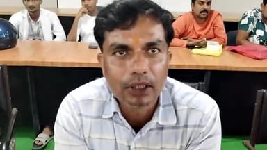 कटिहार पुलिस द्वारा "ऑपरेशन मुस्कान" के तहत लोगों के चोरी/ खोये हुए 200 मोबाइल बरामद कर वास्तविक धारकों को सौंपा गया।
👉#BiharPolice द्वारा संचालित ऑपरेशन मुस्कान लौटा रही लोगों की मुस्कान!
