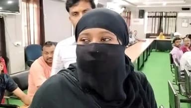कटिहार पुलिस द्वारा "ऑपरेशन मुस्कान" के तहत लोगों के चोरी/ खोये हुए 200 मोबाइल बरामद कर वास्तविक धारकों को सौंपा गया।
👉#BiharPolice द्वारा संचालित ऑपरेशन मुस्कान लौटा रही लोगों की मुस्कान!