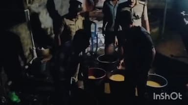 നെടുമങ്ങാട്: പാലോട് നിന്ന് രണ്ട് നാടൻ തോക്കും ആറ് ലിറ്റർ ചാരായവും പിടികൂടി; ഒരാൾ അറസ്റ്റിൽ