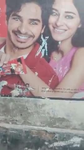 dekhiae Hamare Gaon Mein Jo Hai poster Sab nakali Laga rahe hain Gali Mein Gali Hamare liye bhi ban raha 91982@#