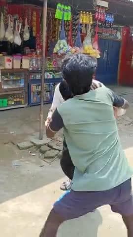 #देखिए #आदमी का हुआ #बच्चा #comedy #funny #trending #viral #ytshorts #2025 #memes #entertainment #fun #live #youtube