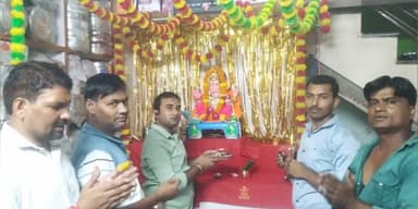 पोरसा: पोरसा शहर में गणेश महोत्सव की धूम, बच्चों द्वारा सजाई गई झांकियां