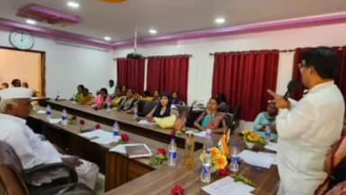 ಬಬಲೇಶ್ವರ: ಬಿಜ್ಜರಗಿ ಗ್ರಾಮ ಪಂಚಾಯಿತಿ ಕಾರ್ಯಾಲಯದಲ್ಲಿ ಗ್ಯಾರಂಟಿ ಯೋಜನೆಗಳ ಪ್ರಗತಿ ಪರಿಶೀಲನಾ ಸಭೆಯಲ್ಲಿ ಆಯೋಜನೆ
