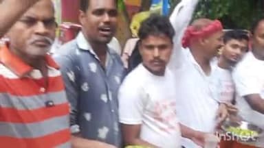 मासूमगंज गांव काविरया कच्ची मार्ग के समीप शिव शिष्य  परिवार के तत्वाधान में निशुल्क केला नींबू शुद्ध पेयजल वितरण किया