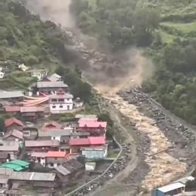 #dharali#uttarkashi(uk)
#flashflood
#mudslide