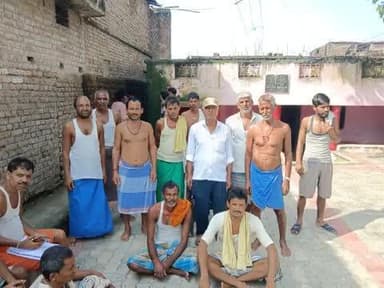 Meetings between BLO and BLA are underway at different polling stations in 14 ACs of Patna so as to ensure expeditious disposal of claims and objections, if any, on draft Electoral Roll under SIR.
#SIR
#SpecialIntensiveRevision