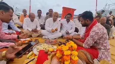 પાટણ વેરાવળ: વેરાવળના નારિયેળી પૂનમ નિમિતે દરિયાદેવનું પૂજન કરવામાં આવ્યું,સમસ્ત ખારવા સમાજના પટેલે આપી પ્રતિક્રિયા