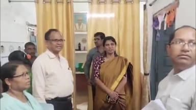 జిల్లాలో యూరియా నిల్వలు సమృద్ధిగా ఉన్నాయి : జిల్లా కలెక్టర్ ప్రశాంతి