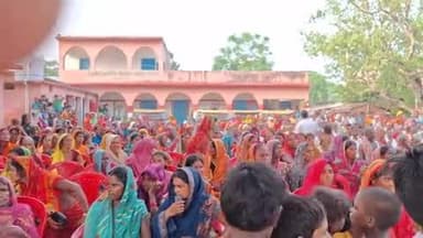 नौतन थाना क्षेत्र श्यामपुर कुतरहा गांव में जन सूरज की तरफ से संतोष जी आए हुए थे हमारे गांव में और उन्होंने काफी अच्छी बा