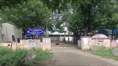 துறையூர்: துறையூர் அருகே மரத்தின் மீது கார் மோதிய விபத்தில் ஒருவர் பலி, இருவர் காயம்