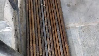 रामगढ़वा: रामगढ़वा पुलिस ने पंचायत भवन निर्माण स्थल से चोरी हुए लगभग 1 क्विंटल लोहे के छड़ को बरामद कर एक आरोपी को किया गिरफ्तार