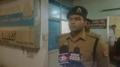 मूरतगंज में किन्नर समाज का तांडव: सीमा विवाद में खूनी झड़प, चौकी का घेराव कर किया चक्काजाम!
#kaushambinews #sirathu #mo