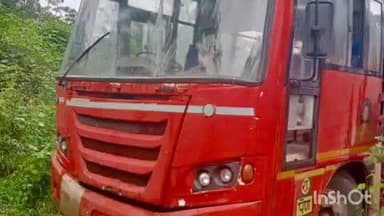 सुधागड: महागाव पाली एसटी बसचा ब्रेक फेल
चालकाच्या प्रसंगावधानतेमुळे अनेक प्रवाशांचे वाचले प्राण