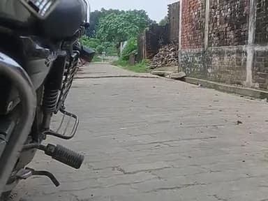 ग्राम देवपुर पोस्ट सुरैचा लगता है हमारे गांव में लाइट की व्यवस्था नहीं है बच्चों को पढ़ने और लिखने में बड़ी दिक्कतहोती ह